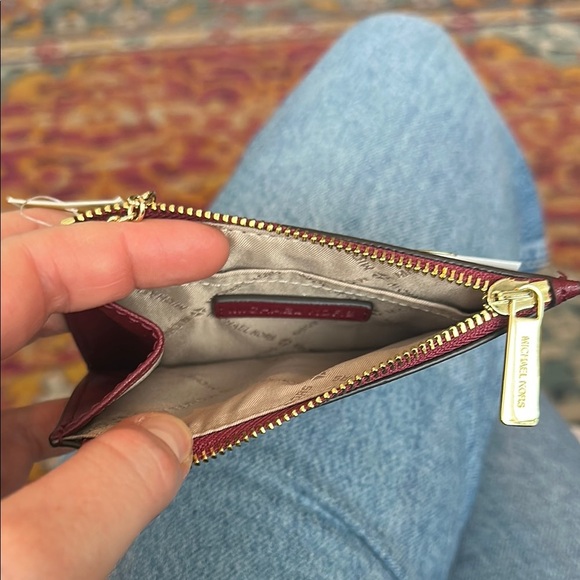 Michael Kors Jet Set Travel Burgundy Card Holder - Picture 6 of 7